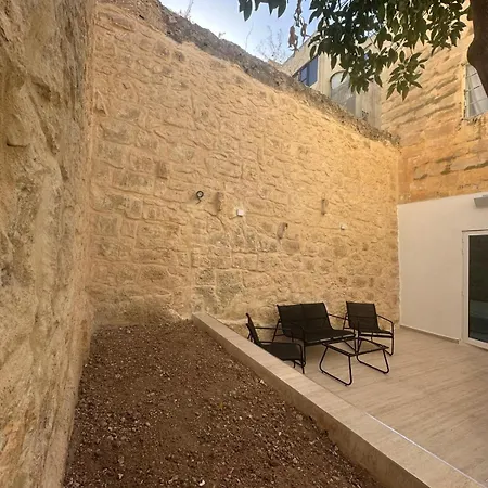 Brand-new, Spacious Flat, Apartment