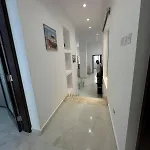 公寓 Brand-new, Spacious Flat, *